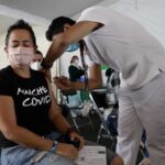 AMLO amaga con establecer precio máximo a gas LP para frenar alza en su costo