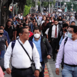 Se acercan al cráter del Popocatépetl y al hacer explosión resultan lesionados