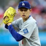 Ángela Aguilar y Nodal se besan y cantan con Julión Álvarez